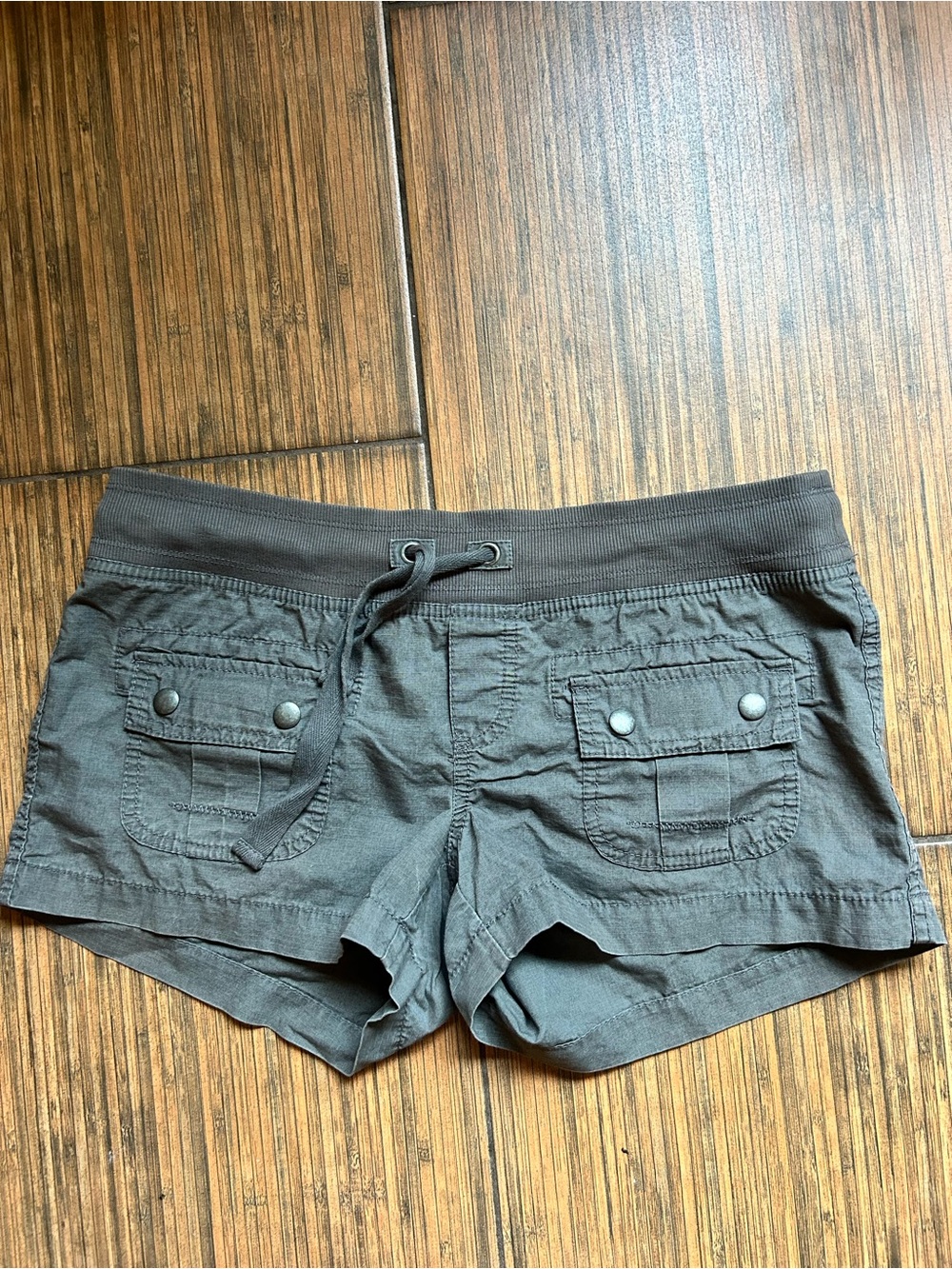 Old Navy Olive Drawstring Cargo Pocket Athletic Shorts